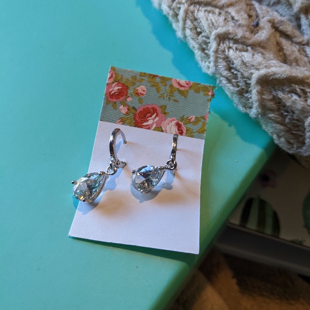 Teardrop Zircon Diamond Earrings